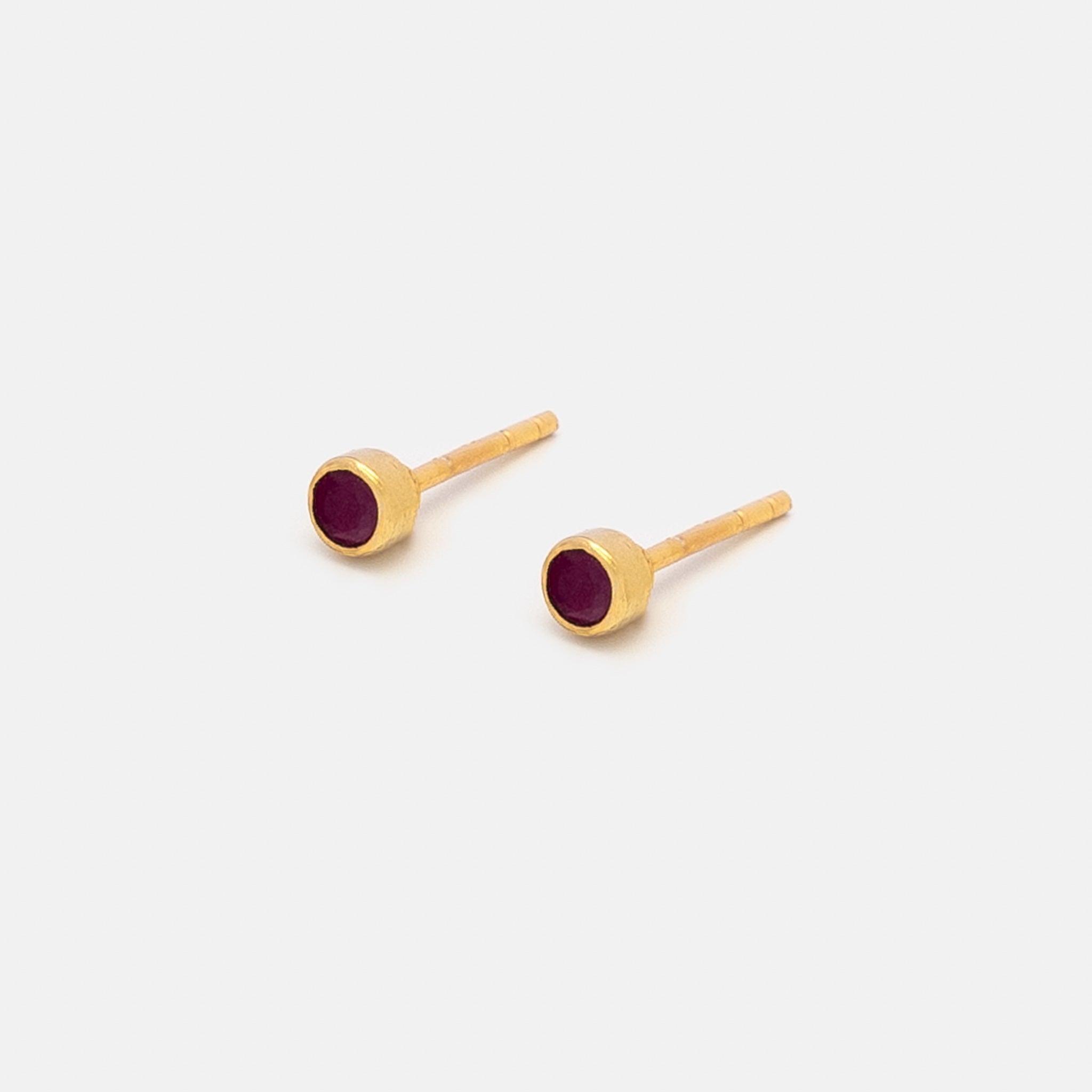 Ohrstecker Points Red Onyx - Fleurs des Prés Jewelry