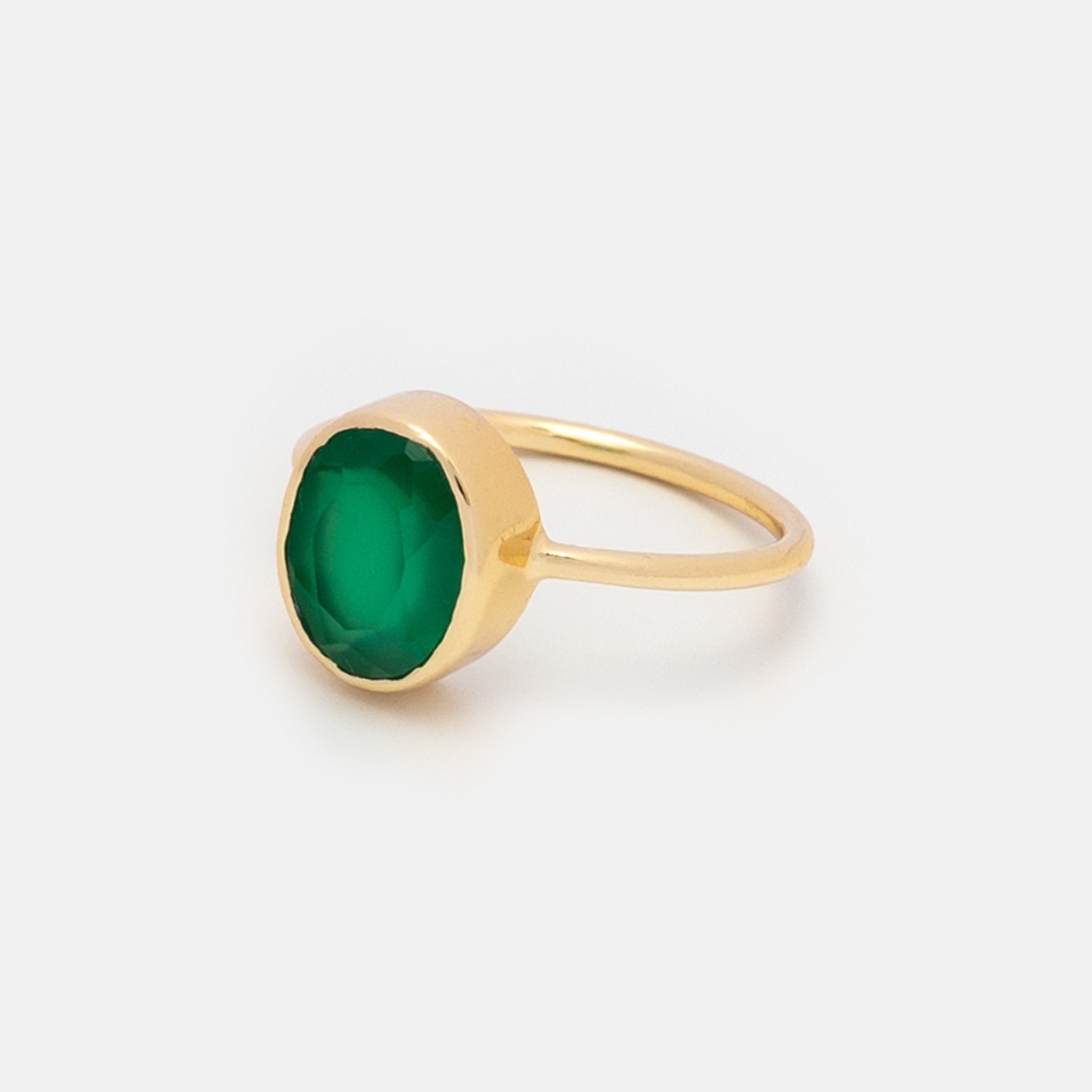 Ring Aline Oval Green Onyx - Fleurs des Prés Jewelry