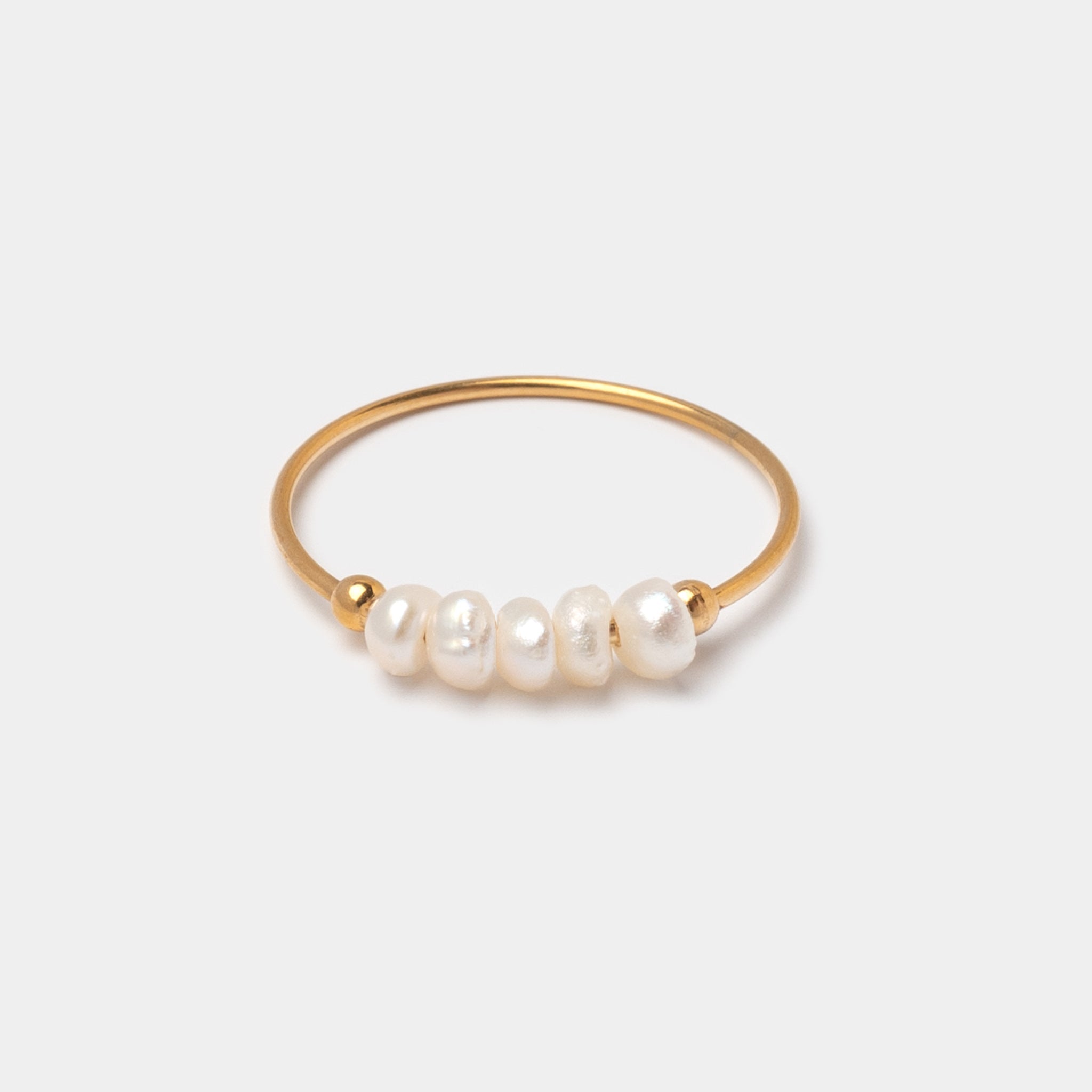 Ring mit kleinen Perlen vergoldet - Fleurs des Prés Jewelry